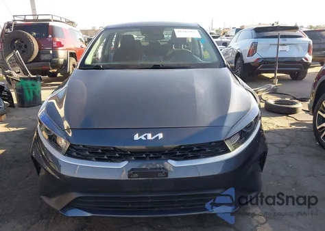 2023 Kia Forte Lxs z USA, uszkodzony, nr VIN 3KPF24AD2PE586053